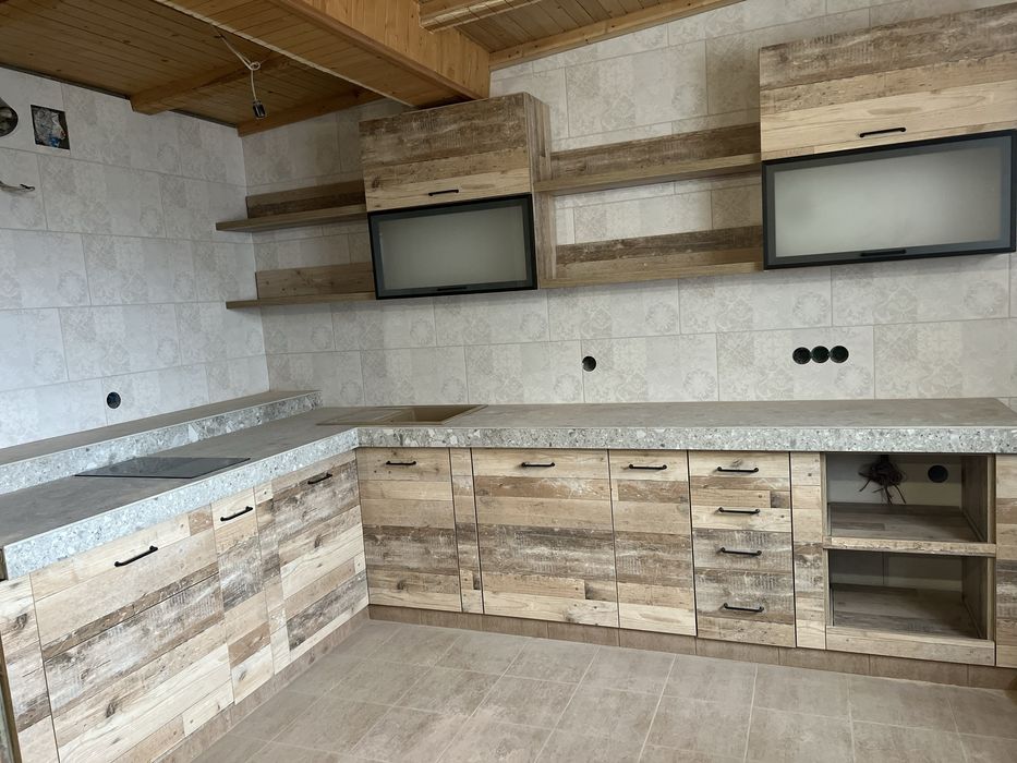 Меблі під замовлення(кухні,шафи купе,ліжка)