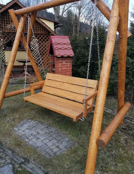 Huśtawka ogrodowa z bali toczonych. Transport