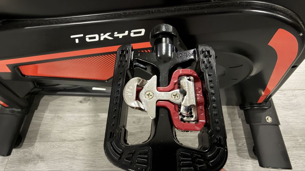 Bicicleta de estatica/spinning  BH Tokyo