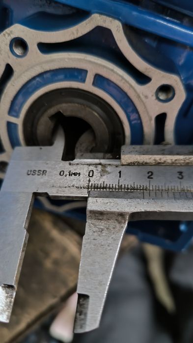 Редуктор nmrv-040. Передатка 1:50. Мотор редуктор.