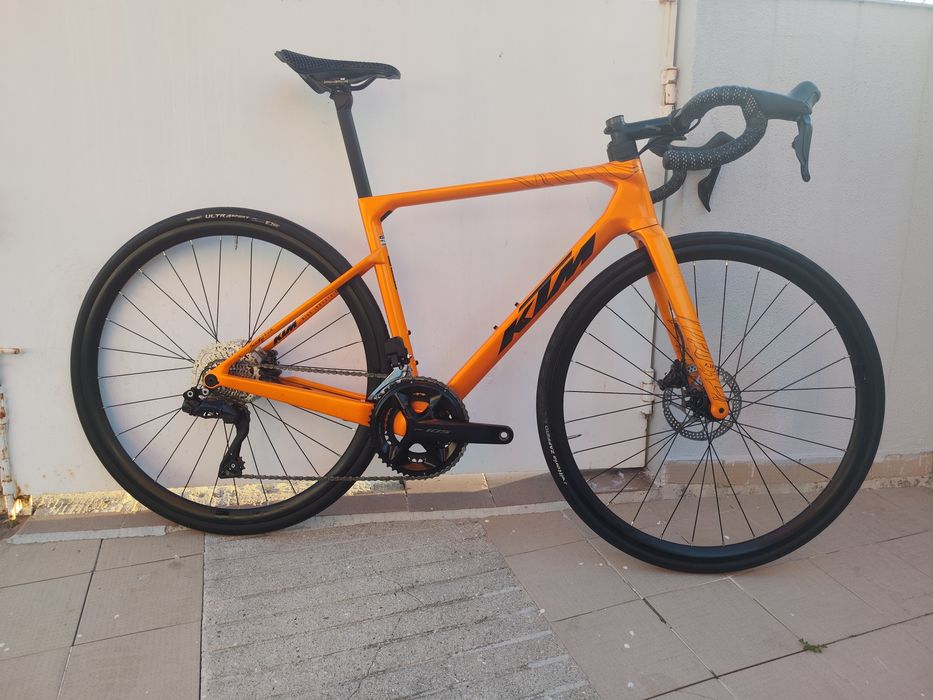 KTM Revelator carbono 105 DI2