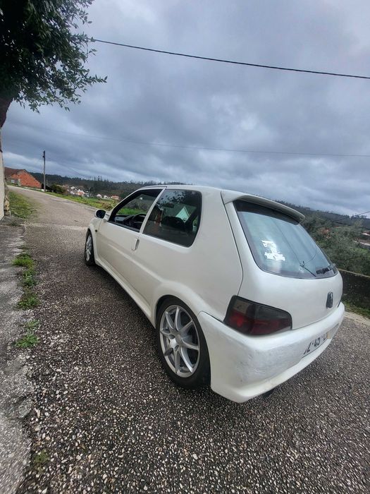 Peugeot 106 xsi 1.6 8v com swap 16v