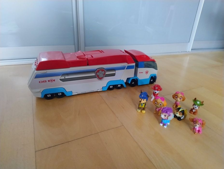 Patrolowiec Psi patrol + 8 figurek