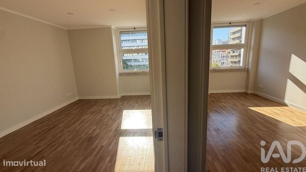 Apartamento T3 em Avenidas Novas de 105,00 m2