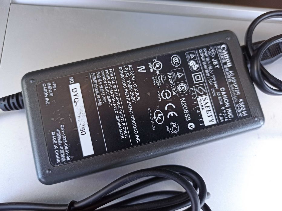 Impressora Portátil Canon IP90v mais 3 tinteiros