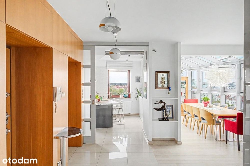 Apartament ul. Gagarina, Łazienki Królewskie