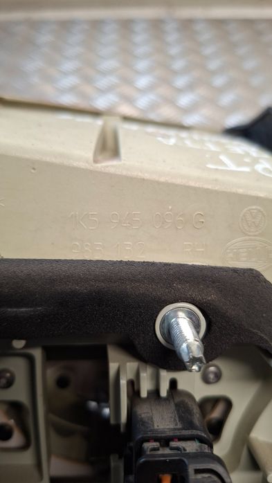 Lampa Prawy Tył Vw Jetta