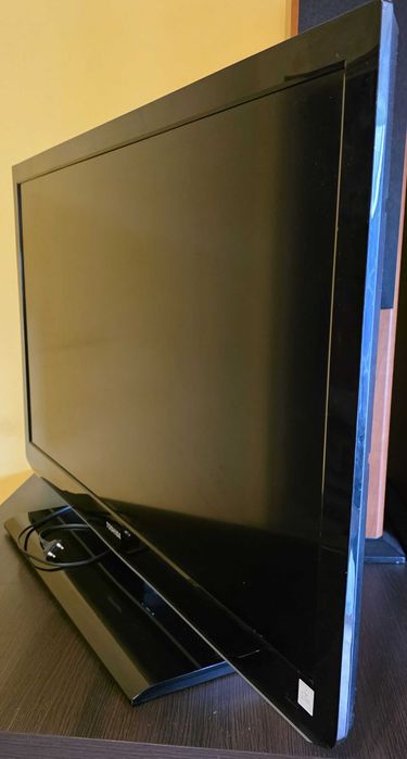 Telewizor  TOSHIBA 42 "