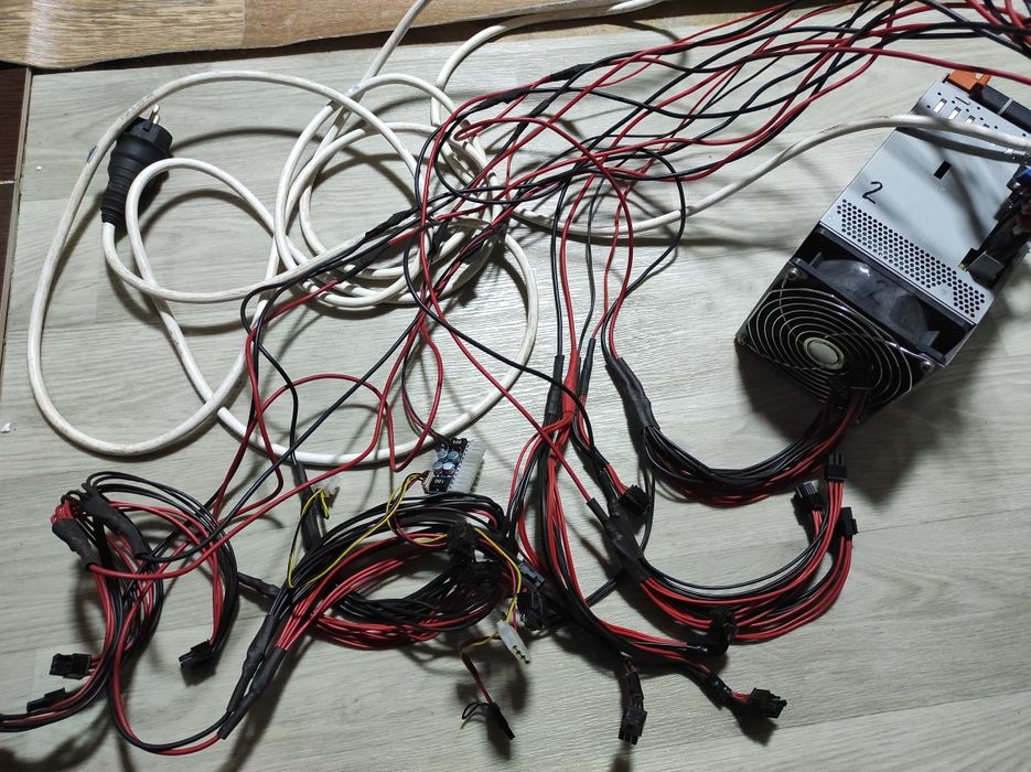 ‼️ Emerson 1975w. 80+ Platinum Pico PSU. VGA 8pin x12 + VGA 6pin x6 ‼️