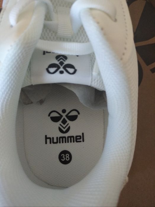 Sapatilhas novas da Hummel tamanho 38