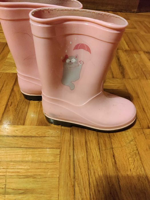 Sprzedam kalosze rozmiar 27.