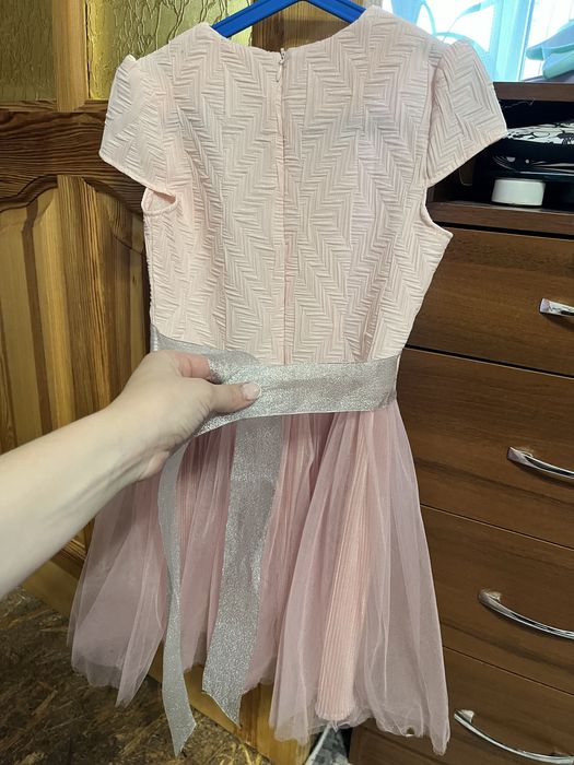 Плаття на дівчинку