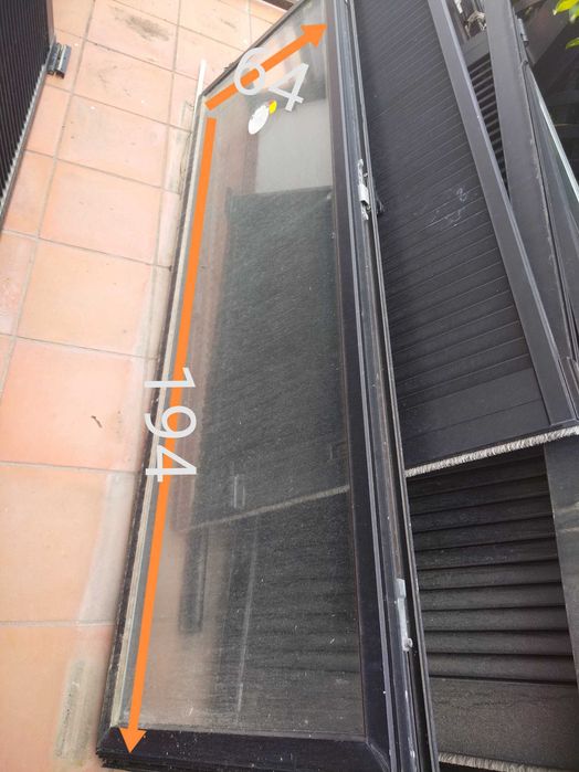 Janelas e Portas pvc usadas Bom estado64861190484354122
