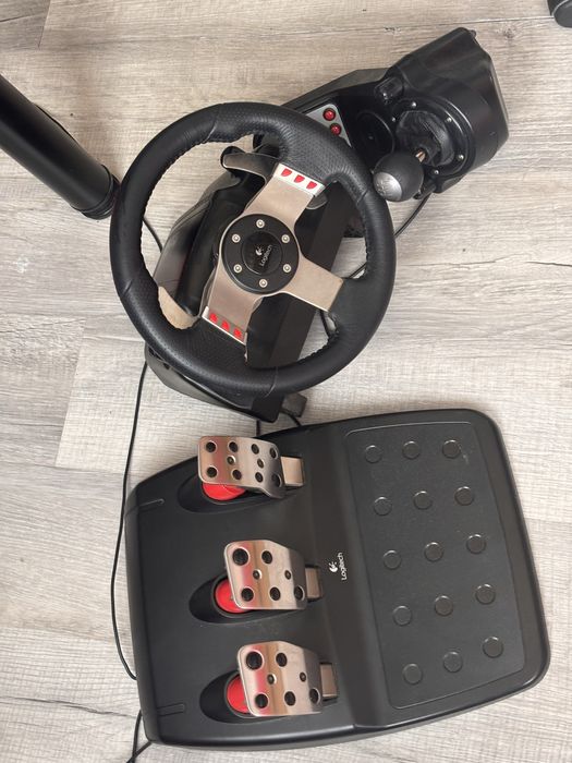 Руль logitech G27
