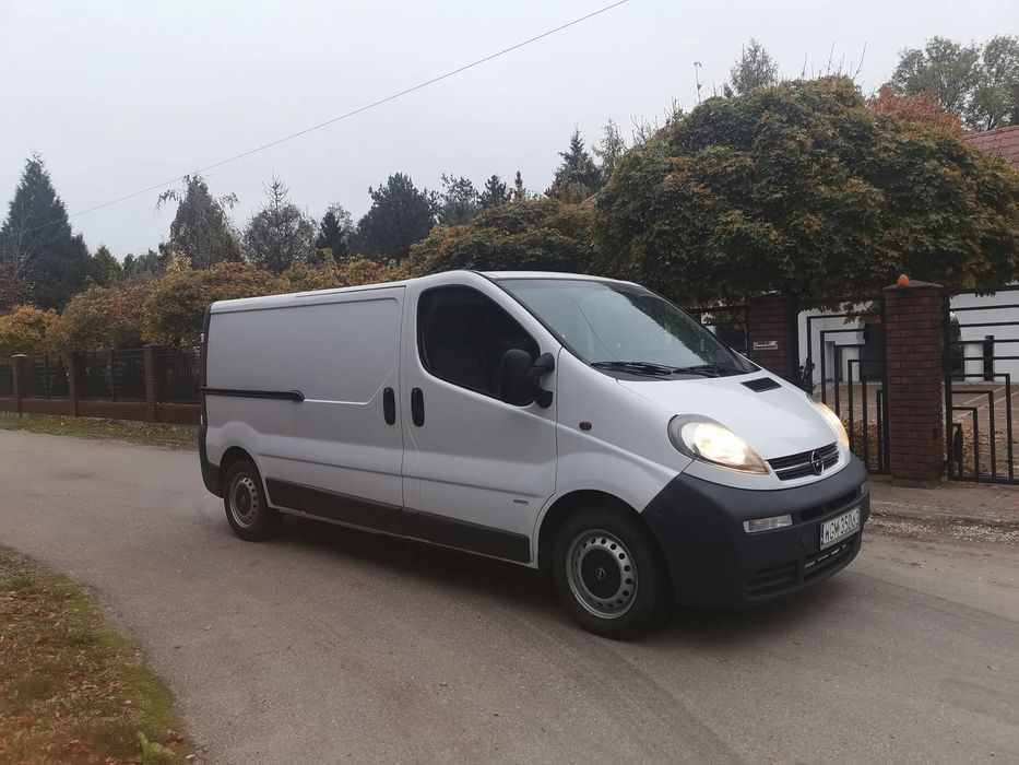 Opel Vivaro  Supr Stan techniczny 1,9 Diesel 3osobowy Klima