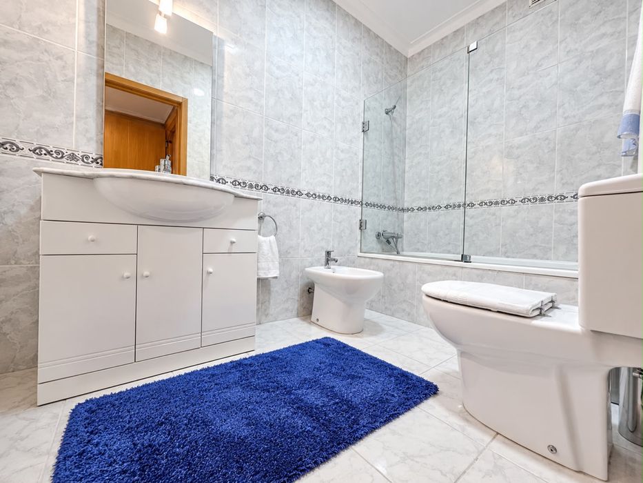 Venda de  Apartamento T3 com 135 m2 bruto