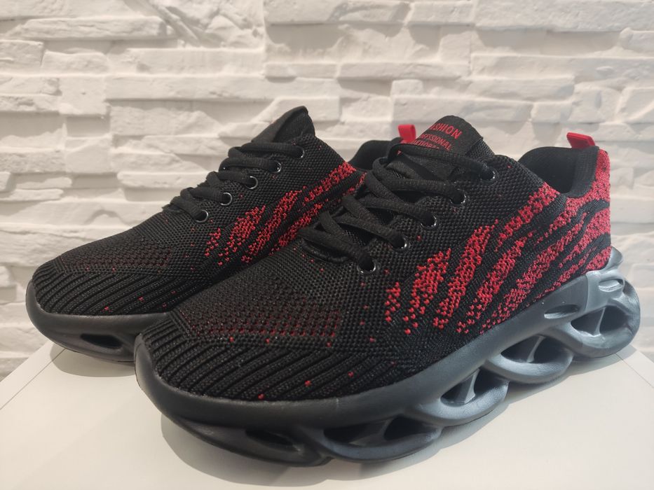 Buty sportowe męskie 39 (25 cm)
