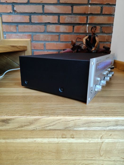 Amplituner Marantz 2216B