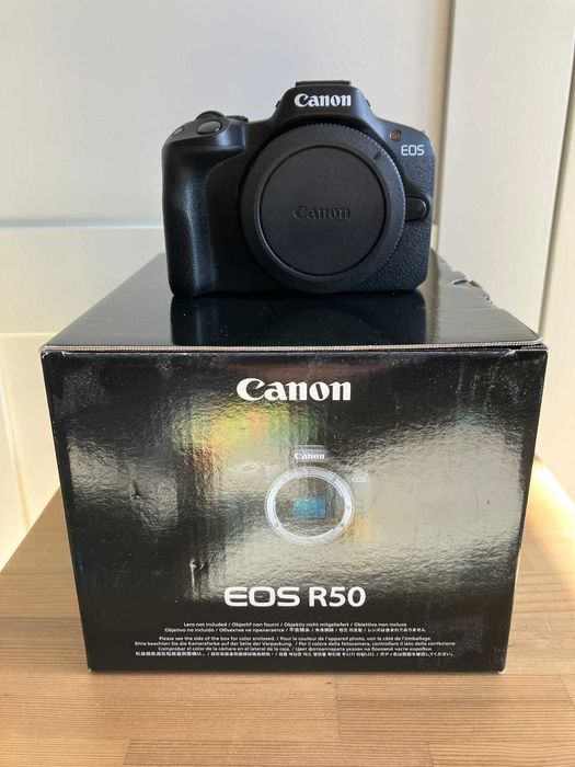 Aparat bezlusterkowy Canon EOS R50 BODY GWARANCJA + dodatki