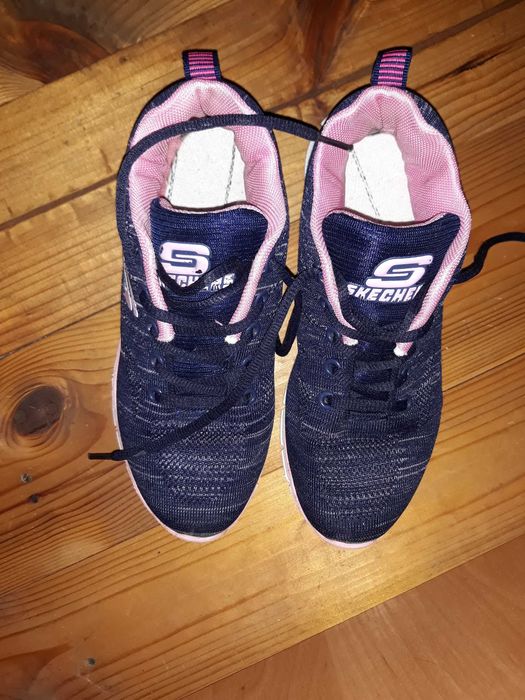 Кроссовки супер легкие!