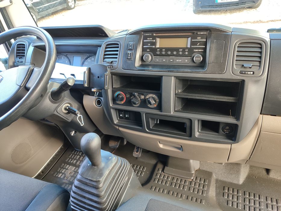 Nissan Cabstar 2.5 TRIBASCULANTE