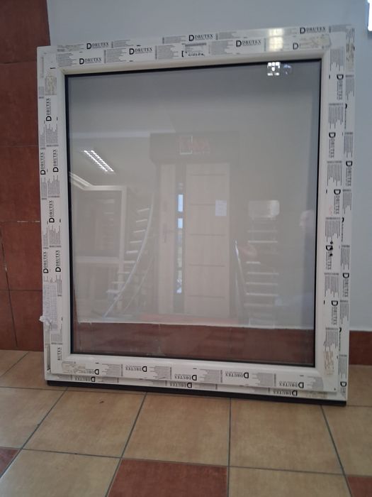 Okno pvc biale 120x135 Nowe