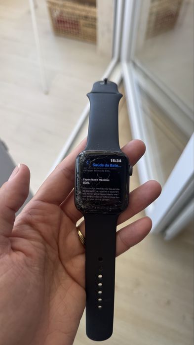 Apple Watch SE 44mm