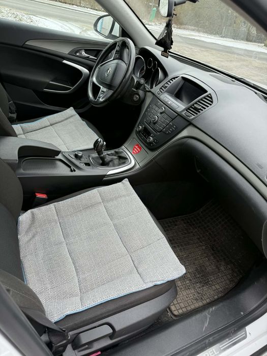 Sprzedam Opel Insignia 2011