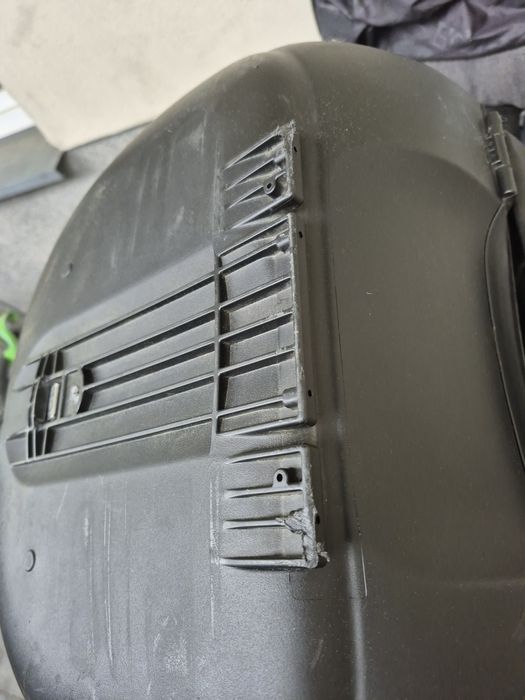 Kufer shed 39l wraz ze  stelażem nmax 125