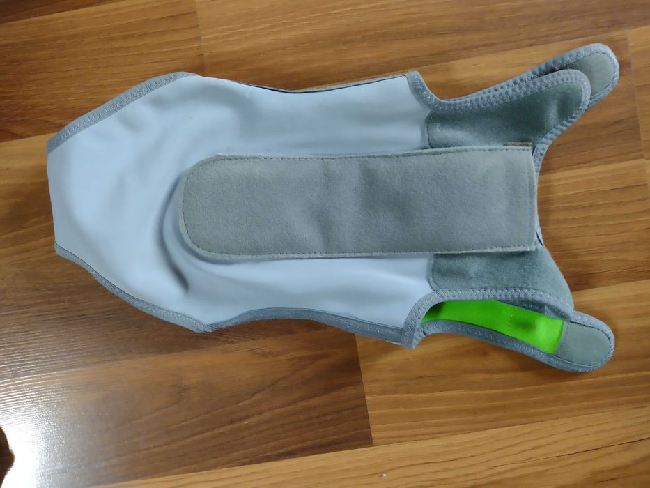 Sprzedam kamizelkę kangaroo