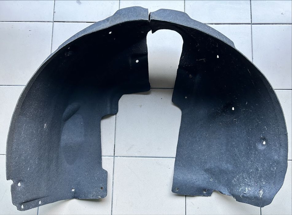 Подкрылки задние на Tesla