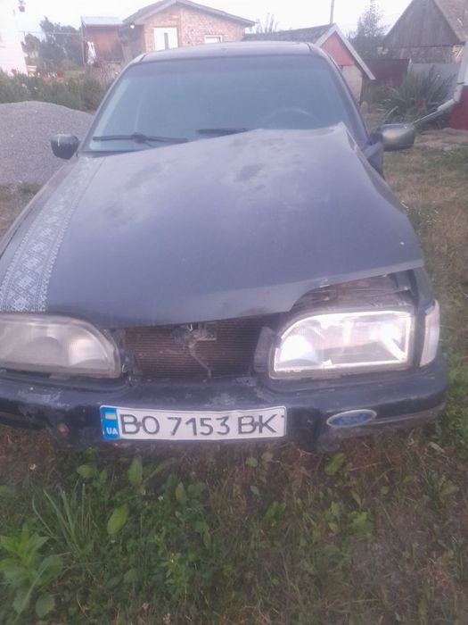 Форд сієра 2.0 бенза