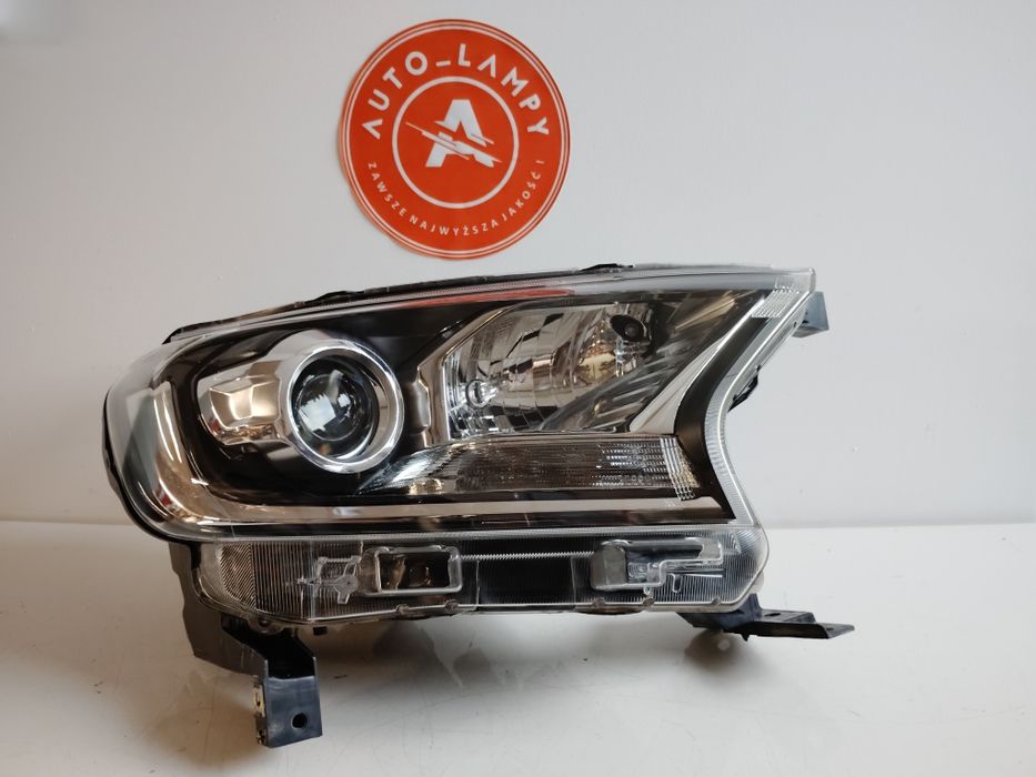Lampa przednia prawa Ford Ranger 15- lift Europa