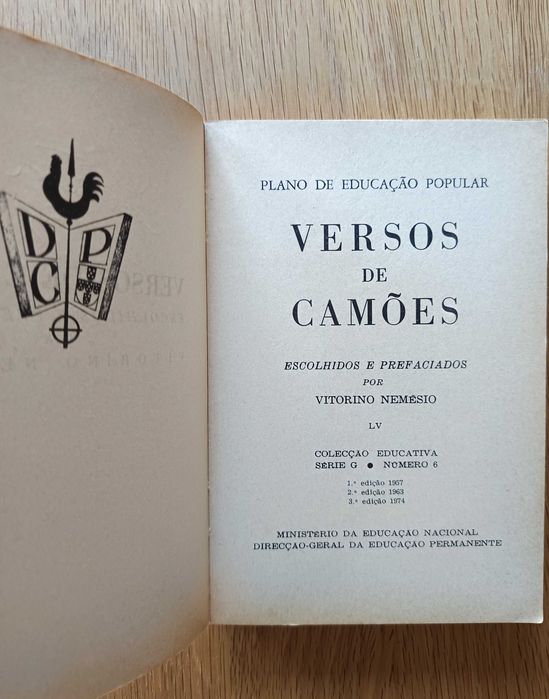 Versos de Camões - Escolhidos por Vitorino Nemésio (portes incl.)