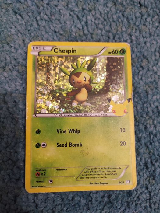 Carta chespin shiny edição MC donalds
