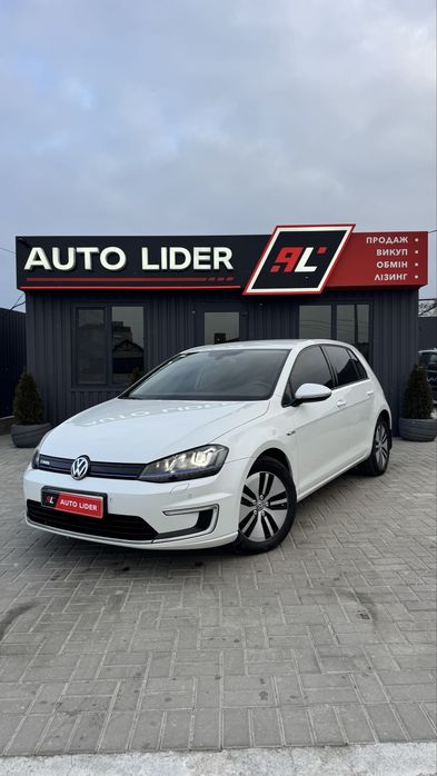 Volkswagen E-Golf Фольксваген Е-Гольф 2016 р 24 кВт ЗАПАС ХОДУ 120 км.