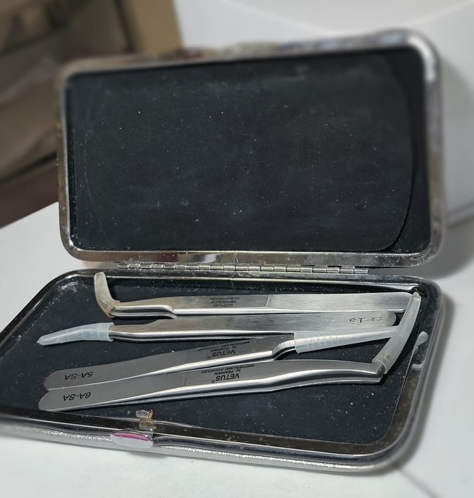 Пинцеты Vetus для наращивания ресниц с чехлом