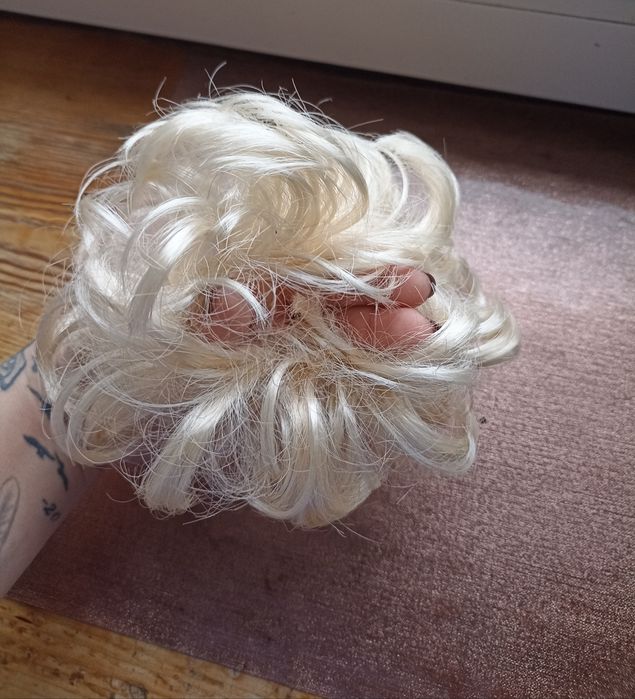 Gumka do włosów jasny blond kok