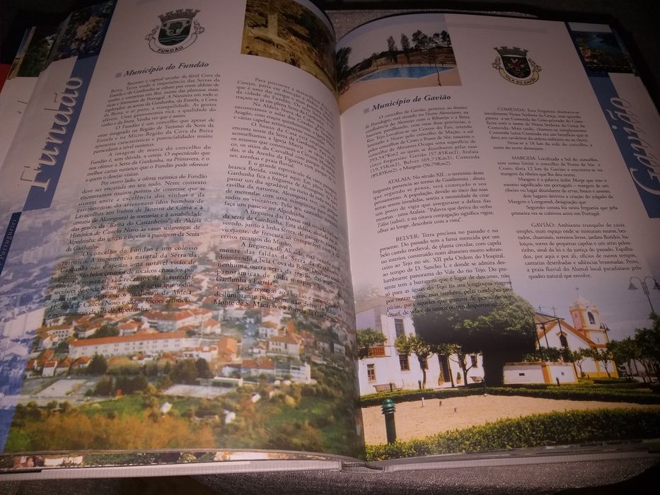 Livro Álbum de Prata do Poder Local Democrático
