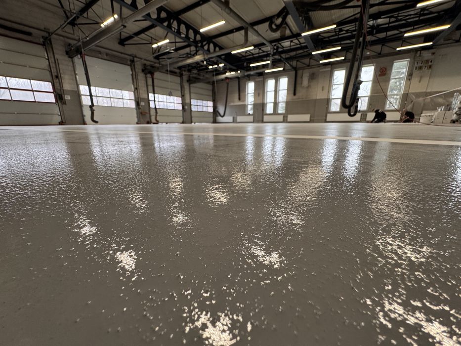 Posadzki Żywiczne  *Hydro-Bet*