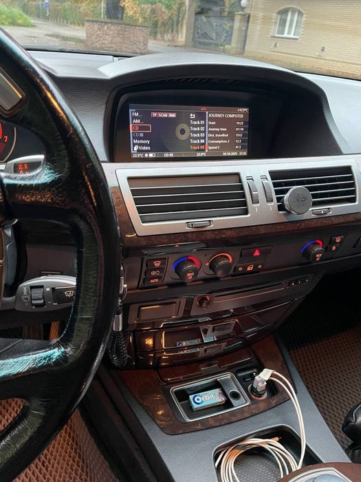 BMW 730i 2003рік газ/бензин