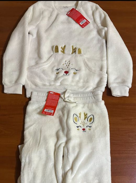 Дитяча плюшева піжама або домашній костюмчик