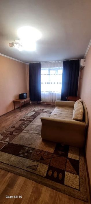 1-к. квартира, вул. Лариси Руденко 8, метро Позняки