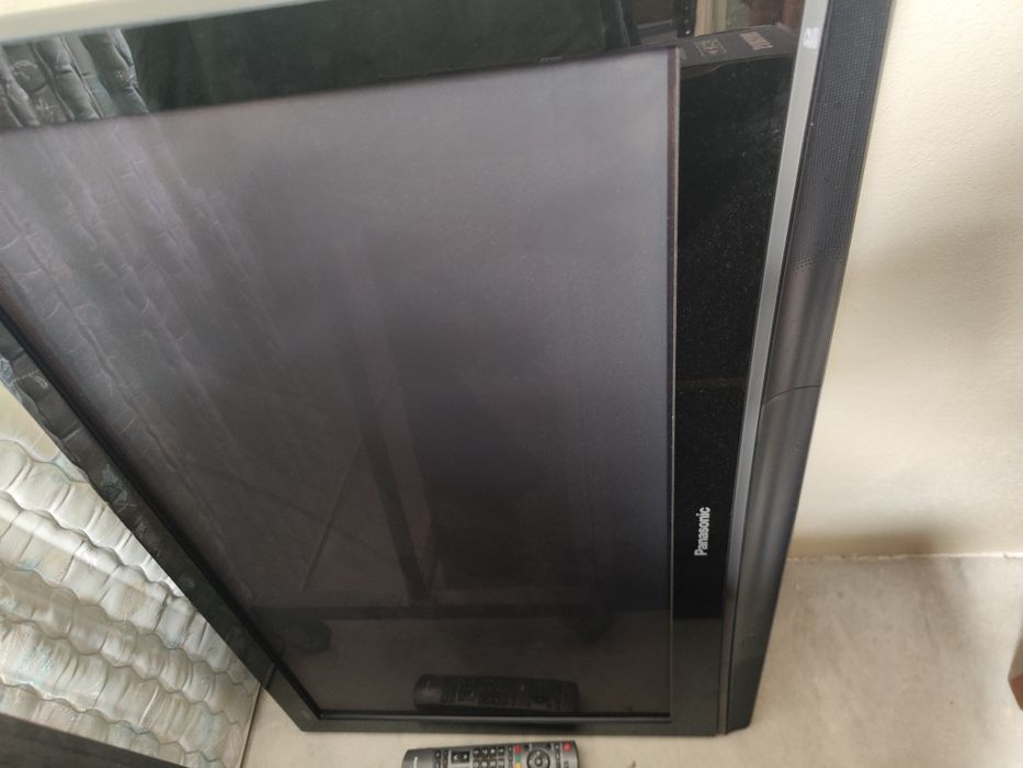 Televisor Panasonic HD 720p TDT plasma 37" polegadas