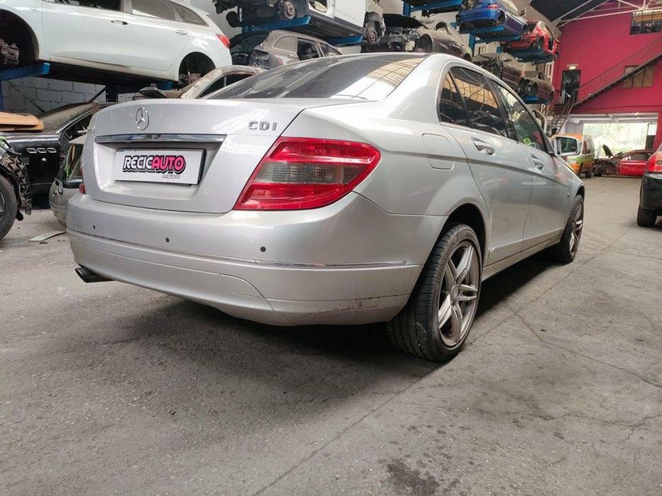 Grelha Do Radiador Frontal Mercedes-Benz Clase C Bm 204 Berlina