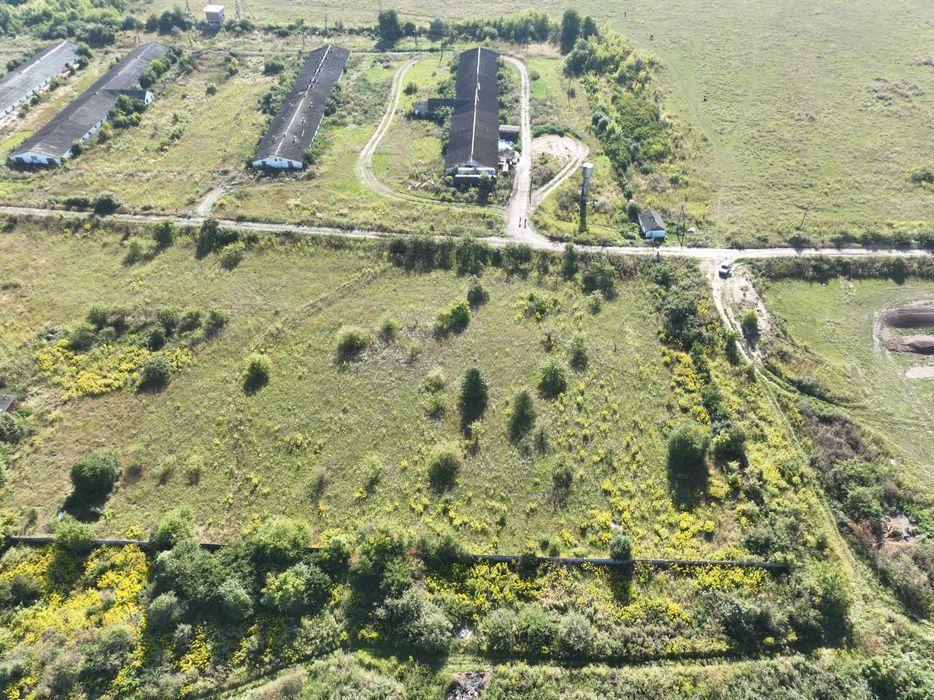 комплекс будівлі ферми