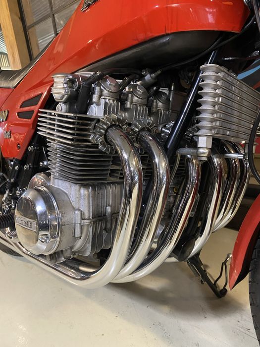 Benelli 900 sei 6 cilindros