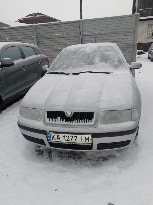 Прдам шкода тур2007р 1.6 мрі газ бензин 200000 гривен