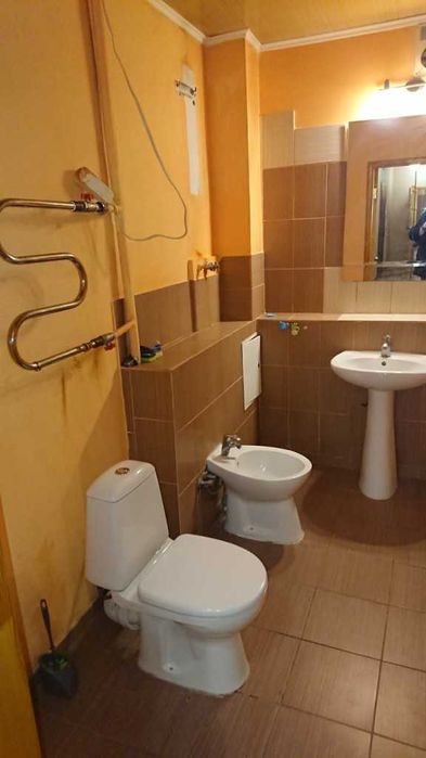 Продаж 2-кімн. квартири (74,4 м2) в м.Вишневе Київської обл. 70 000$