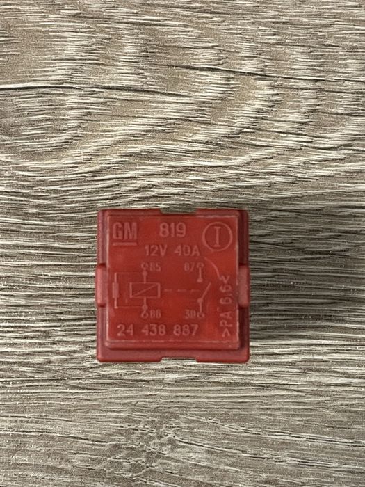 Автомобільне реле